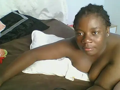Snapshot of Deliciousgal chatting on January 2025 04:34:01 PM Deliciousgal online show from January 2025 04:34:01 PM