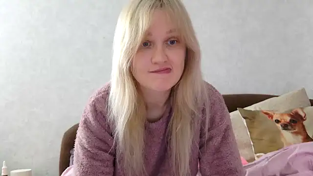 Snapshot of ModelEva chatting on October 2025 09:19:02 AM ModelEva online show from October 2025 09:19:02 AM