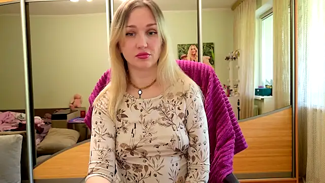 Snapshot of ModelEva chatting on May 2026 09:03:02 AM ModelEva online show from May 2026 09:03:02 AM