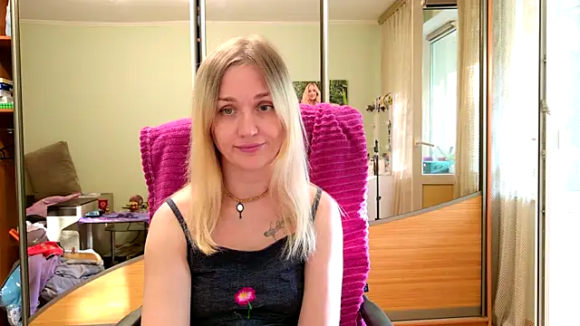 Snapshot of ModelEva chatting on May 2026 03:19:02 PM ModelEva online show from May 2026 03:19:02 PM