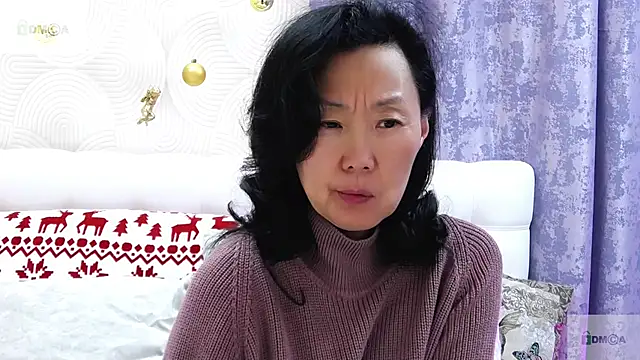 Asian legs online show from January 2025 09:41:02 AM