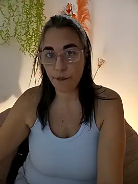 Snapshot of Katy_Randy chatting on February 2025 03:12:01 AM Katy Randy online show from February 2025 03:12:01 AM
