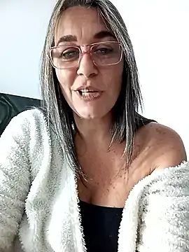 Snapshot of Katy_Randy chatting on March 2025 10:47:01 PM Katy Randy online show from March 2025 10:47:01 PM