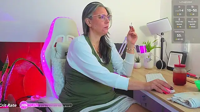 Snapshot of Katy_Randy chatting on October 2025 11:15:01 PM Katy Randy online show from October 2025 11:15:01 PM