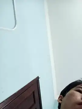 Cachcutee online show from December 2024 09:58:01 PM