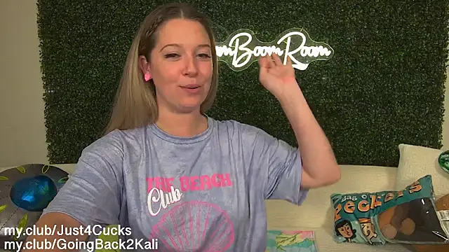 boomboomr00m online show from April 2026 02:53:02 AM