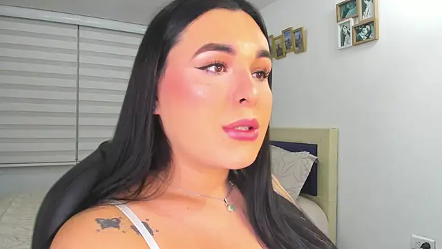 naty pink online show from August 2026 12:56:02 AM