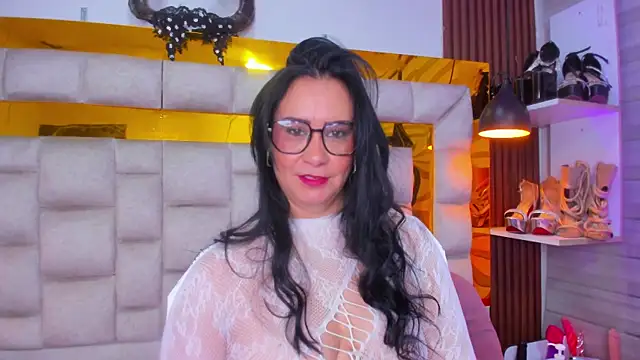 bigass monic online show from June 2026 02:49:01 AM