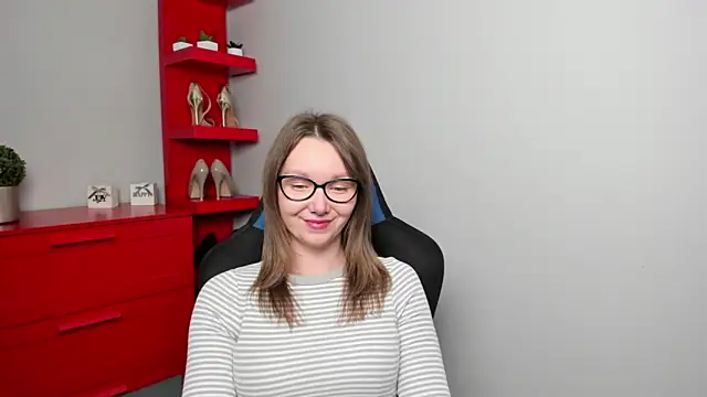 Cookie zoe online show from October 2025 05:35:02 AM