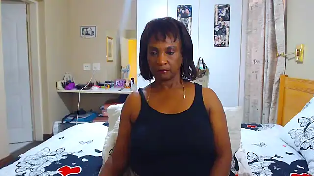 Snapshot of Hotgrannyx chatting on February 2025 12:48:02 PM Hotgrannyx online show from February 2025 12:48:02 PM