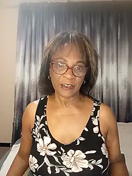 Snapshot of Hotgrannyx chatting on November 2025 02:12:02 AM Hotgrannyx online show from November 2025 02:12:02 AM