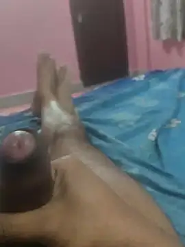 Snapshot of omar23121 chatting on December 2024 04:32:01 PM omar23121 online show from December 2024 04:32:01 PM