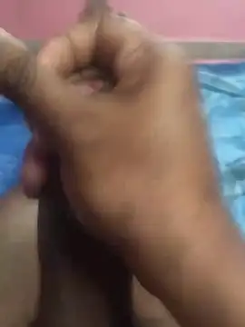 Snapshot of omar23121 chatting on January 2025 05:23:02 PM omar23121 online show from January 2025 05:23:02 PM