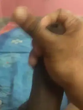 Snapshot of omar23121 chatting on January 2025 05:12:02 PM omar23121 online show from January 2025 05:12:02 PM