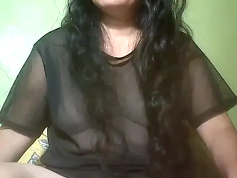 Snapshot of SoSweetPearl chatting on March 2025 07:06:01 PM SoSweetPearl online show from March 2025 07:06:01 PM