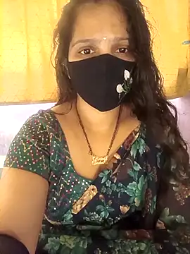 Snapshot of Rising_Smiler chatting on February 2026 09:26:01 AM Rising Smiler online show from February 2026 09:26:01 AM