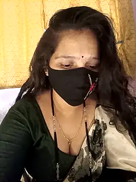 Snapshot of Rising_Smiler chatting on February 2026 11:41:01 AM Rising Smiler online show from February 2026 11:41:01 AM