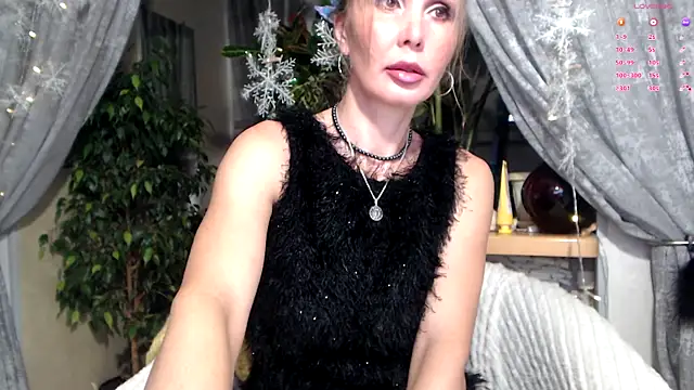 Snapshot of Aurora108 chatting on January 2026 10:45:01 PM Aurora108 online show from January 2026 10:45:01 PM