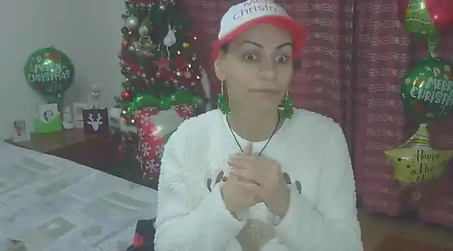 Snapshot of hotSANDRA_STARR chatting on December 2024 01:57:02 AM hotSANDRA STARR online show from December 2024 01:57:02 AM