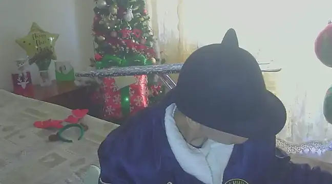 Snapshot of hotSANDRA_STARR chatting on December 2024 06:45:01 AM hotSANDRA STARR online show from December 2024 06:45:01 AM