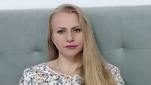 Snapshot of K__Adrienne chatting on March 2025 06:37:01 AM K Adrienne online show from March 2025 06:37:01 AM