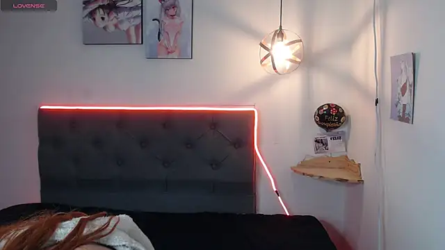 sarah lovesu online show from October 2025 09:14:02 PM