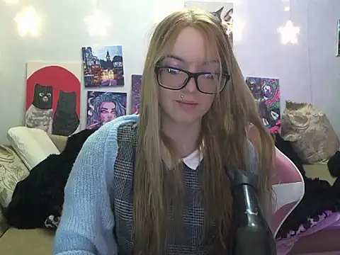 SecretSophia online show from October 2025 04:35:02 PM