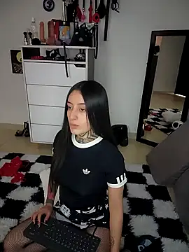 SAMANTHA DM online show from April 2026 04:45:02 PM