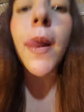 VickyHoult online show from April 2026 11:46:02 PM