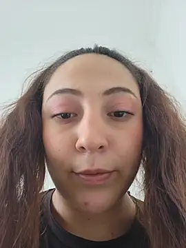 VickyHoult online show from May 2026 02:01:02 PM