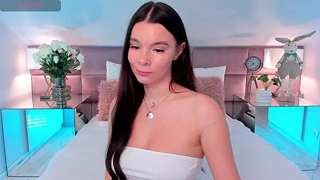 MiaMuse online show from April 2026 07:11:01 PM