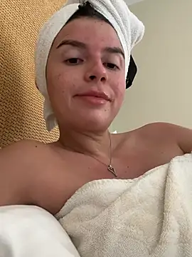 Natanniella online show from June 2026 03:29:01 PM