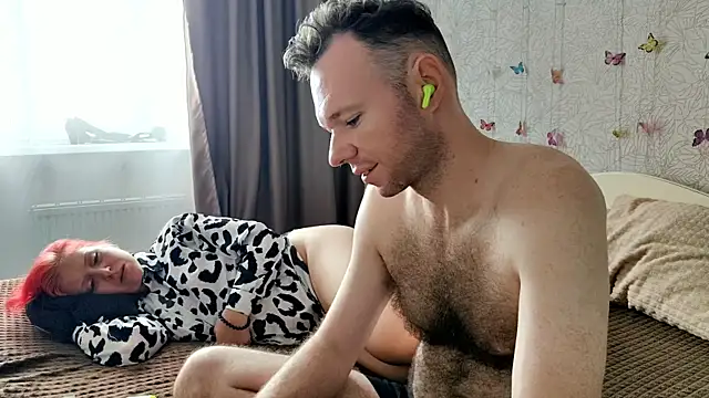 Snapshot of GenrikhBecca chatting on October 2025 06:56:01 AM GenrikhBecca online show from October 2025 06:56:01 AM