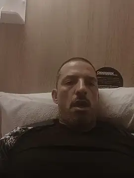 Snapshot of SinisterOrgy chatting on October 2025 10:07:01 PM SinisterOrgy online show from October 2025 10:07:01 PM