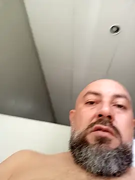 VulcanoXXX online show from May 2026 07:30:01 PM