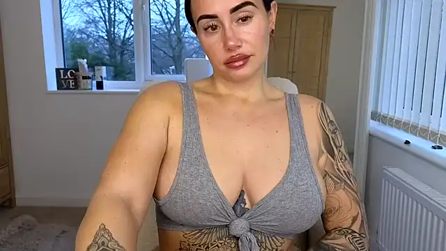 Snapshot of LibbyLoveHeartx chatting on February 2026 08:29:01 AM LibbyLoveHeartx online show from February 2026 08:29:01 AM