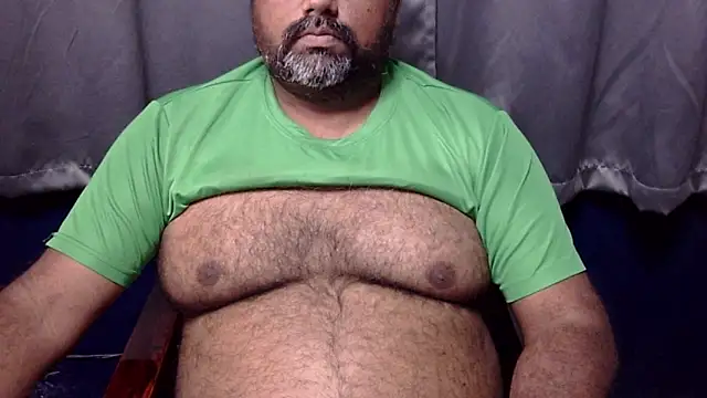 Snapshot of hairysubcub_70 chatting on February 2026 06:47:02 AM hairysubcub 70 online show from February 2026 06:47:02 AM