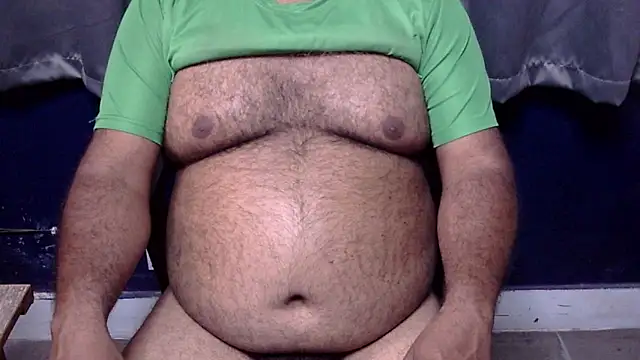 Snapshot of hairysubcub_70 chatting on March 2026 05:15:01 AM hairysubcub 70 online show from March 2026 05:15:01 AM