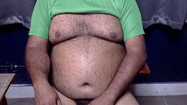 Snapshot of hairysubcub_70 chatting on March 2026 05:26:02 AM hairysubcub 70 online show from March 2026 05:26:02 AM