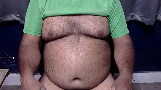 Snapshot of hairysubcub_70 chatting on March 2026 08:18:01 AM hairysubcub 70 online show from March 2026 08:18:01 AM