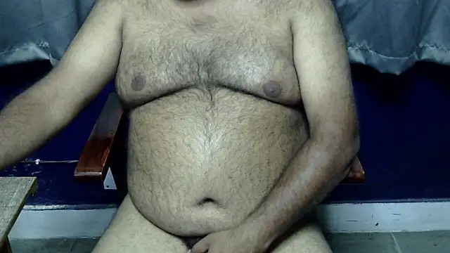 Snapshot of hairysubcub_70 chatting on March 2026 05:50:01 PM hairysubcub 70 online show from March 2026 05:50:01 PM