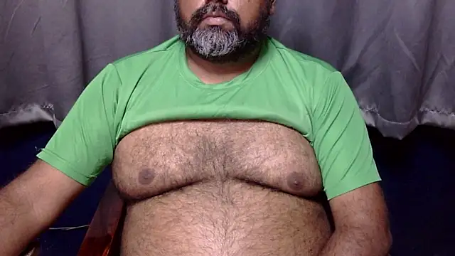 Snapshot of hairysubcub_70 chatting on March 2026 08:01:01 PM hairysubcub 70 online show from March 2026 08:01:01 PM