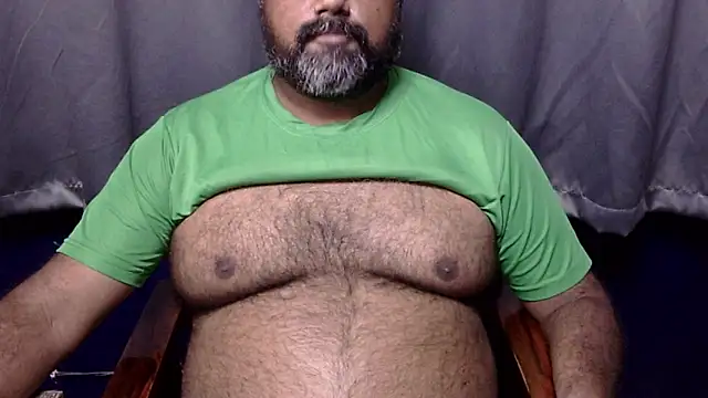 Snapshot of hairysubcub_70 chatting on March 2026 07:35:01 AM hairysubcub 70 online show from March 2026 07:35:01 AM