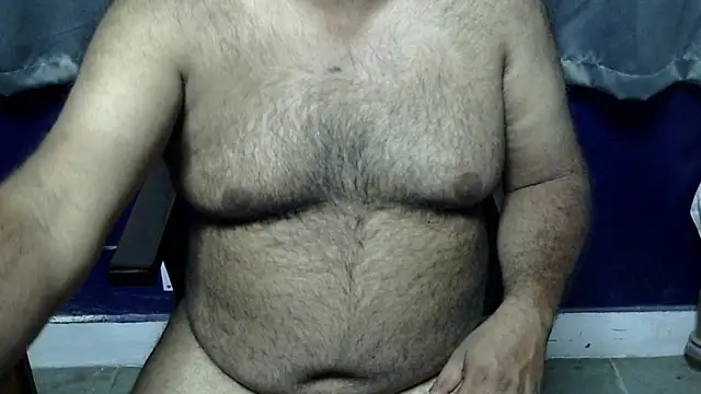 Snapshot of hairysubcub_70 chatting on March 2026 08:41:01 PM hairysubcub 70 online show from March 2026 08:41:01 PM