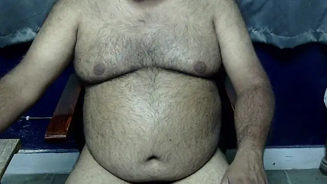 Snapshot of hairysubcub_70 chatting on March 2026 07:14:01 PM hairysubcub 70 online show from March 2026 07:14:01 PM