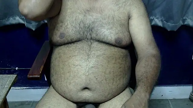 Snapshot of hairysubcub_70 chatting on April 2026 09:29:01 AM hairysubcub 70 online show from April 2026 09:29:01 AM