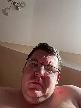 Snapshot of Tomi2244 chatting on March 2026 02:34:01 PM Tomi2244 online show from March 2026 02:34:01 PM