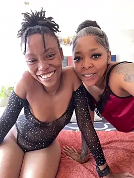 sexyTHANDO online show from April 2026 09:51:02 AM