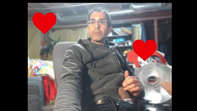 Snapshot of Gsmile1 chatting on February 2025 12:32:01 AM Gsmile1 online show from February 2025 12:32:01 AM