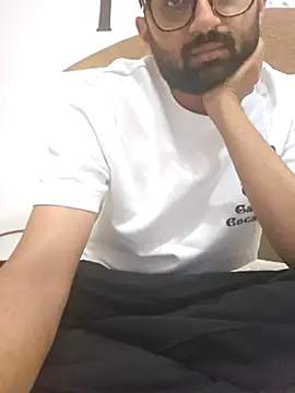 love4shownude online show from March 2026 05:19:02 PM